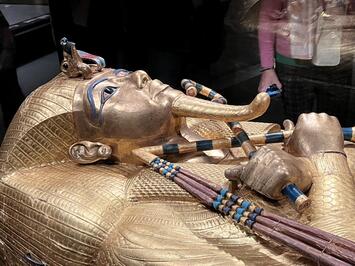 フレンドツアー　関東発　2026年1月17日出発　＜エミレーツ航空利用＞遥かなるエジプトナイルの船旅と偉大なる王の夢１０日間（コース番号：FE691）