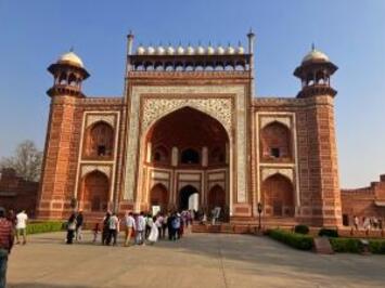 フレンドツアー　関東発　2026年3月5日出発　＜ANA利用＞優雅なインドゴールデントライアングルと神秘のベナレス8日間（コース番号：FX851）