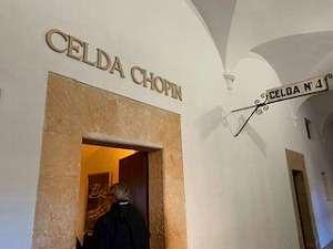 B345_200226_OSA23.jpg