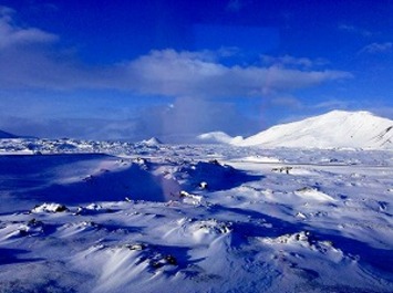 フレンドツアー　関西発　2017年3月11日出発　F630　フィンランド航空利用　オーロラと温泉アイスランドの絶景を巡る８日間