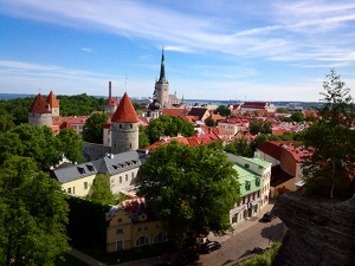 フレンドツアー　関西発　2019年6月13日出発　F107  フィンエアー利用　リトアニア･ラトビア･エストニア　バルト3国の古都を訪ねて９日間