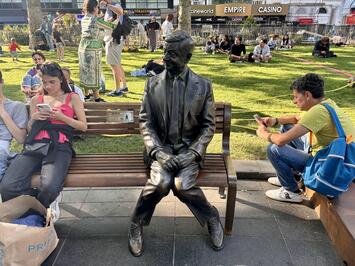 フレンドツアー　関西発　  2025年6月10日　  フィンエアー利用　  憧れのマナーハウスに泊まる　英国ハイライト9日間　【ツアーコード：FE128】