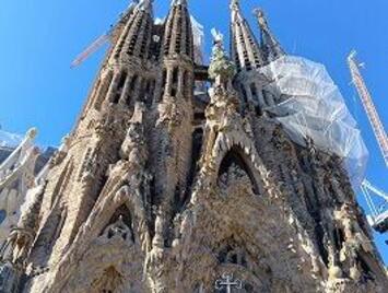 フレンドツアー　関西発　  2025年9月20日出発　  エミレーツ航空利用  名門ホテル「アルフォンソトレセ」に泊まる 太陽の国スペイン９日間【コースコード：FE391】