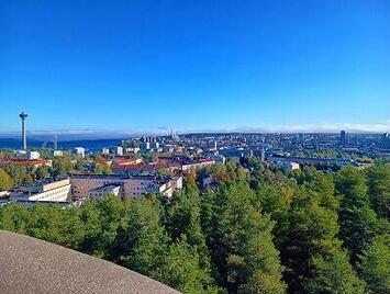 フレンドツアー　関西発　2025年9月23日出発　フィンエアー利用　オーロラとルスカ秋彩のフィンランド8日間【コースコード：FE064】