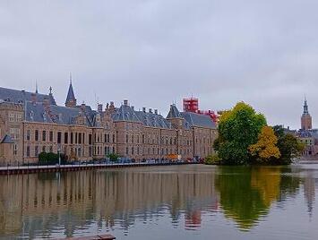 フレンドツアー　関西発　2025年10月11日出発　KLMオランダ航空利用 光と影の芸術オランダと中世薫るベルギーの街めぐり8日間【コースコード：FE197】