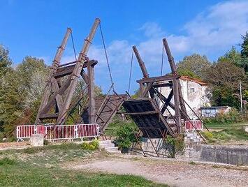 フレンドツアー　関西発・関東発　 2025年10月12日出発　 きらめきの南仏プロヴァンス・コートダジュール９日間　 【コースコード：FE311】