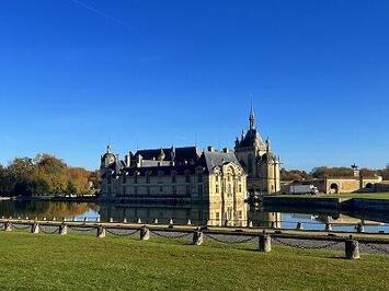 フレンドツアー　関西発　2025年10月29日出発　エールフランス航空利用　   ヴェルサイユとパリの素敵な休日 ８日間【コース番号：FE148】