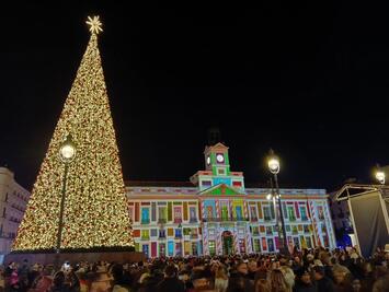 フレンドツアー　関東発　2025年11月27日出発　エミレーツ航空利用 優雅なスペイン情熱紀行9日間（コース番号：FE451）