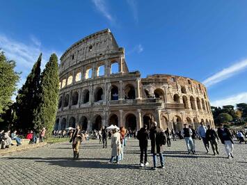 フレンドツアー　関西発　2025年11月23日出発　エミレーツ航空利用 　麗しのイタリア9日間【コースコード：FE089】