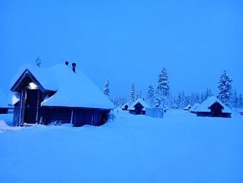 フレンドツアー　関西発・関東発　2026年1月5日出発　フィンエアー利用　憧れのオーロラキャビンに２連泊　北欧 神秘のオーロラ８日間【コースコード：FE065】