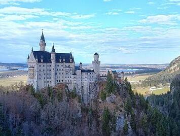 フレンドツアー　関西発・関東発　2025年12月14日出発　ルフトハンザドイツ航空 　きらめくドイツ・アルザスのクリスマス8日間　【コースコード：FE227】