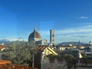 フレンドツアー　関東発　2026年1月19日出発　芸術のフィレンツェ　8日間（コース番号：FE414）