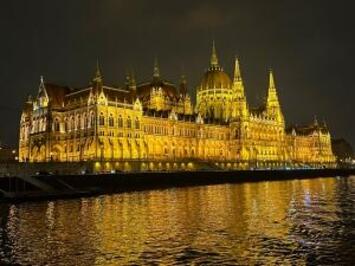 フレンドツアー　関東発　2026年1月26日出発　ルフトハンザドイツ航空利用 美しき中央ヨーロッパ8日間（コース番号：FE398）