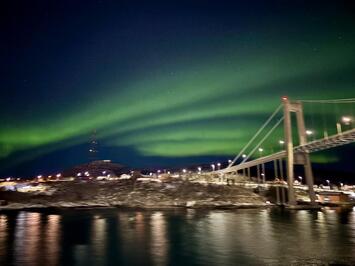 フレンドツアー　関西発・関東発　2026年1月22日出発　フィンエアー北欧利用　北欧オーロラ＆フィヨルドクルーズ絶景と出会う旅12日間　【コースコード：FE531】