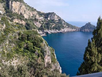 フレンドツアー　関東発　2026年3月4日　ANA利用（ミラノ乗り継ぎ）憧れの南イタリア8日間(コース番号：FE421)