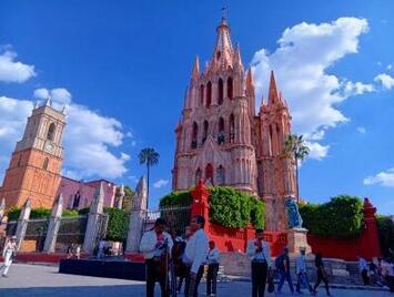 フレンドツアー　関西発・関東発　 2026年3月14日出発 　ANA利用　神秘のメキシコ周遊　10日間　【コースコード：FU370】