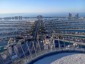 フレンドツアー　関東発　2025年12月27日出発　＜エミレーツ航空利用＞　華麗なるドバイ・アブダビ７日間（コース番号：FE689）