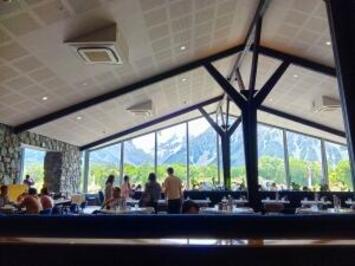 フレンドツアー　関東発　2026年2月3日出発　氷河に抱かれた大自然を望むニュージーランドハイキング8日間（コース番号：FZ794）