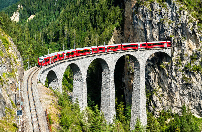 スイスの鉄道.jpg