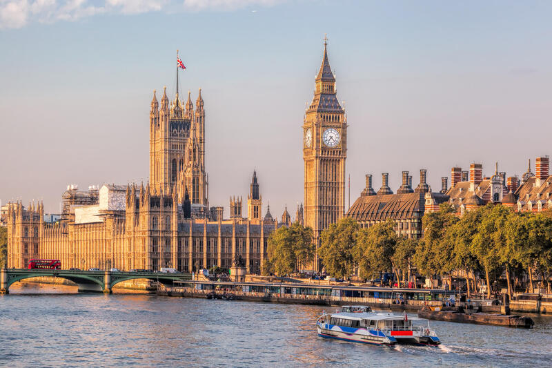 pixta_30866534_イギリス.jpg