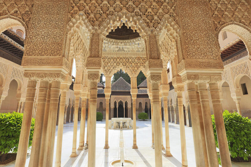 pixta_63518232_スペイン.jpg
