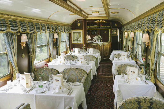 06_皇帝列車※要クレジット.jpg