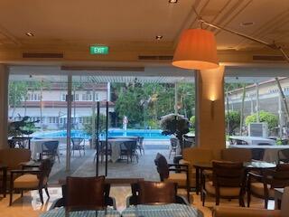 ホテルレストラン.jpeg