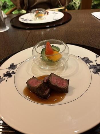 ７．和牛のサーロインステーキ.jpg
