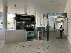 路線バスターミナル